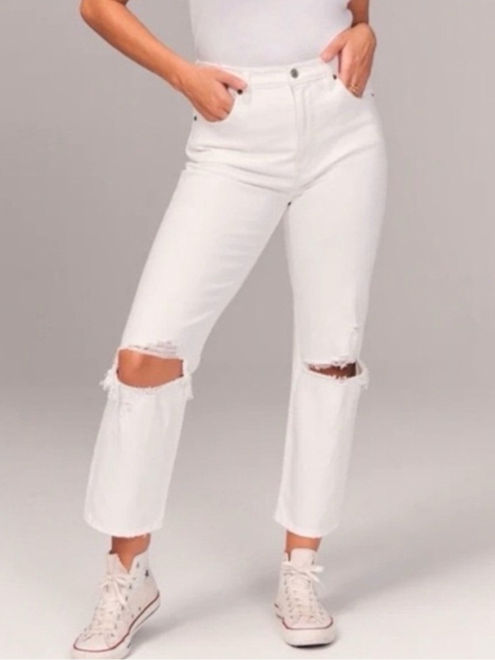 A&F Curve Love White Wash Ankle Jean